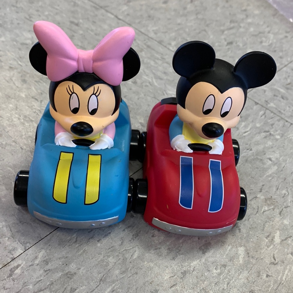 Disney World Parks Mickey Mouse & Minnie Mouse Cars